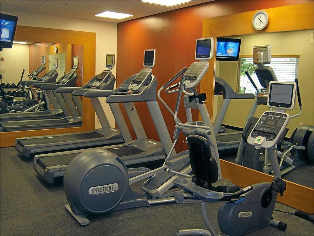 Hilton Garden Inn Riverhead Udogodnienia zdjęcie