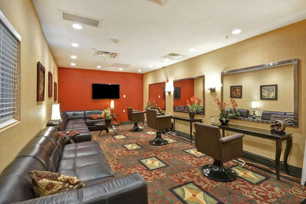 Hilton Garden Inn Riverhead Zewnętrze zdjęcie